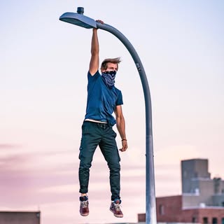 @moderntarzan Instagram profile